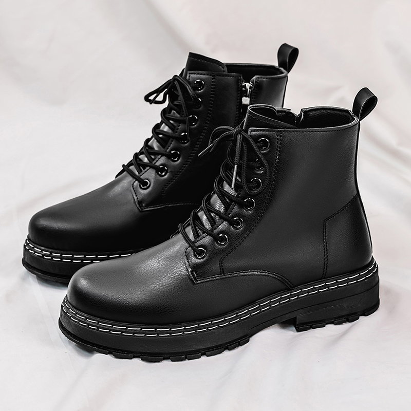 Men's 4-Season Black Patent Le – Guipure Lace Panel recenzja i cena