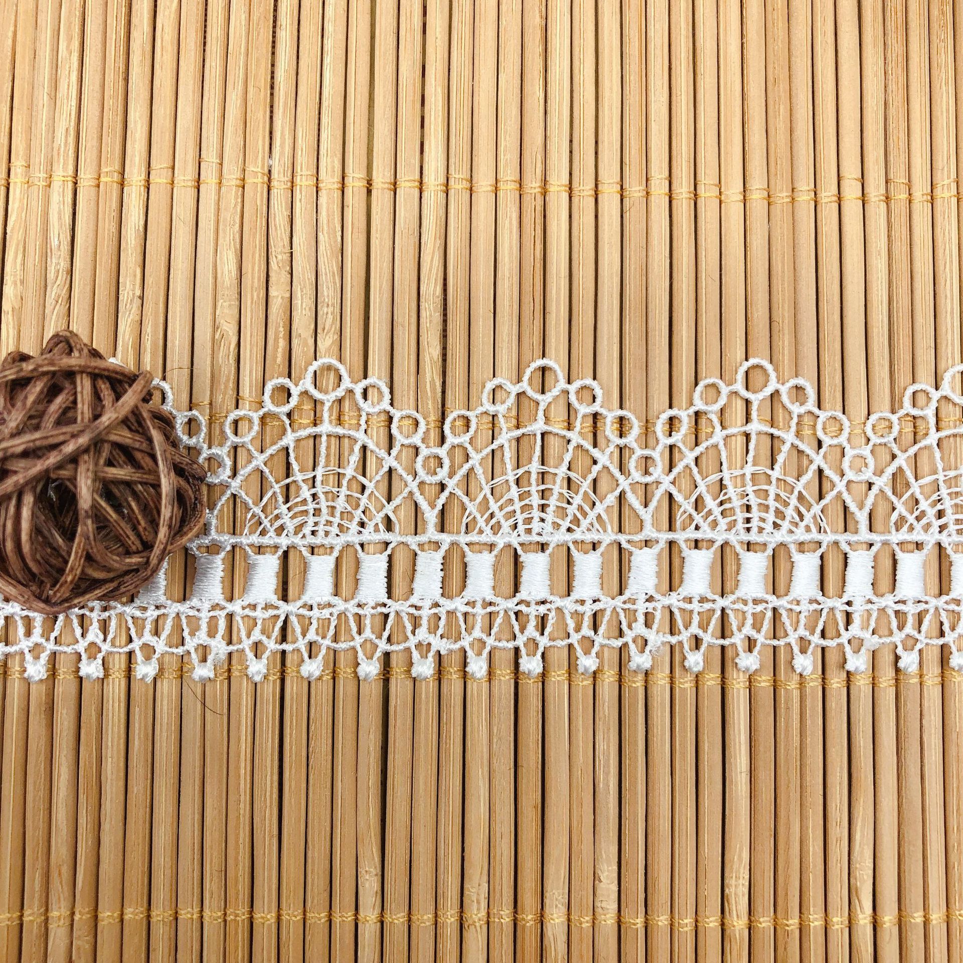 Hollow Embroidery Clavicle Cha – Lace Ribbon Trim recenzja i cena