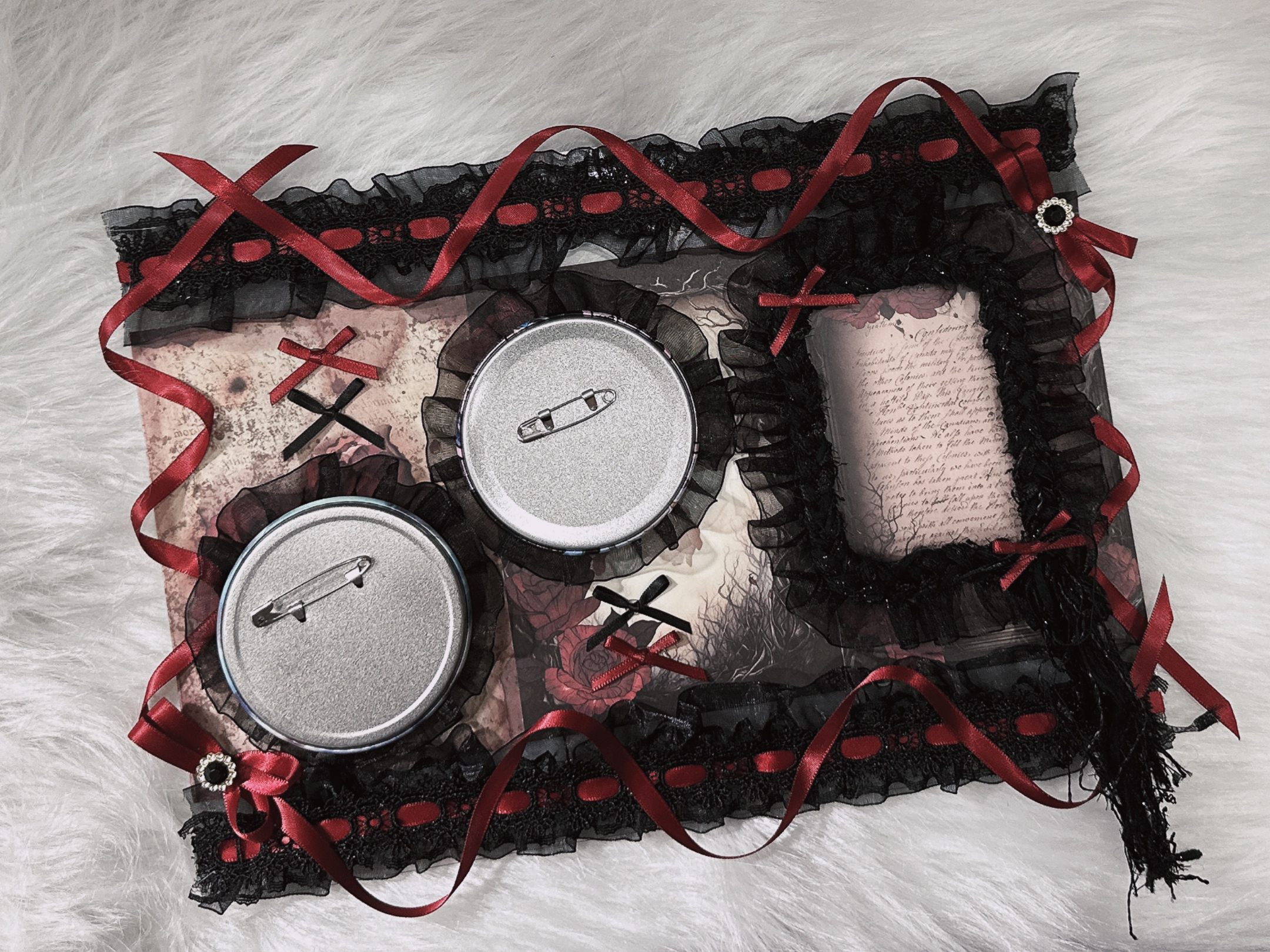 Gothic black red Card Holder I – Organza Ribbon Spool recenzja i cena