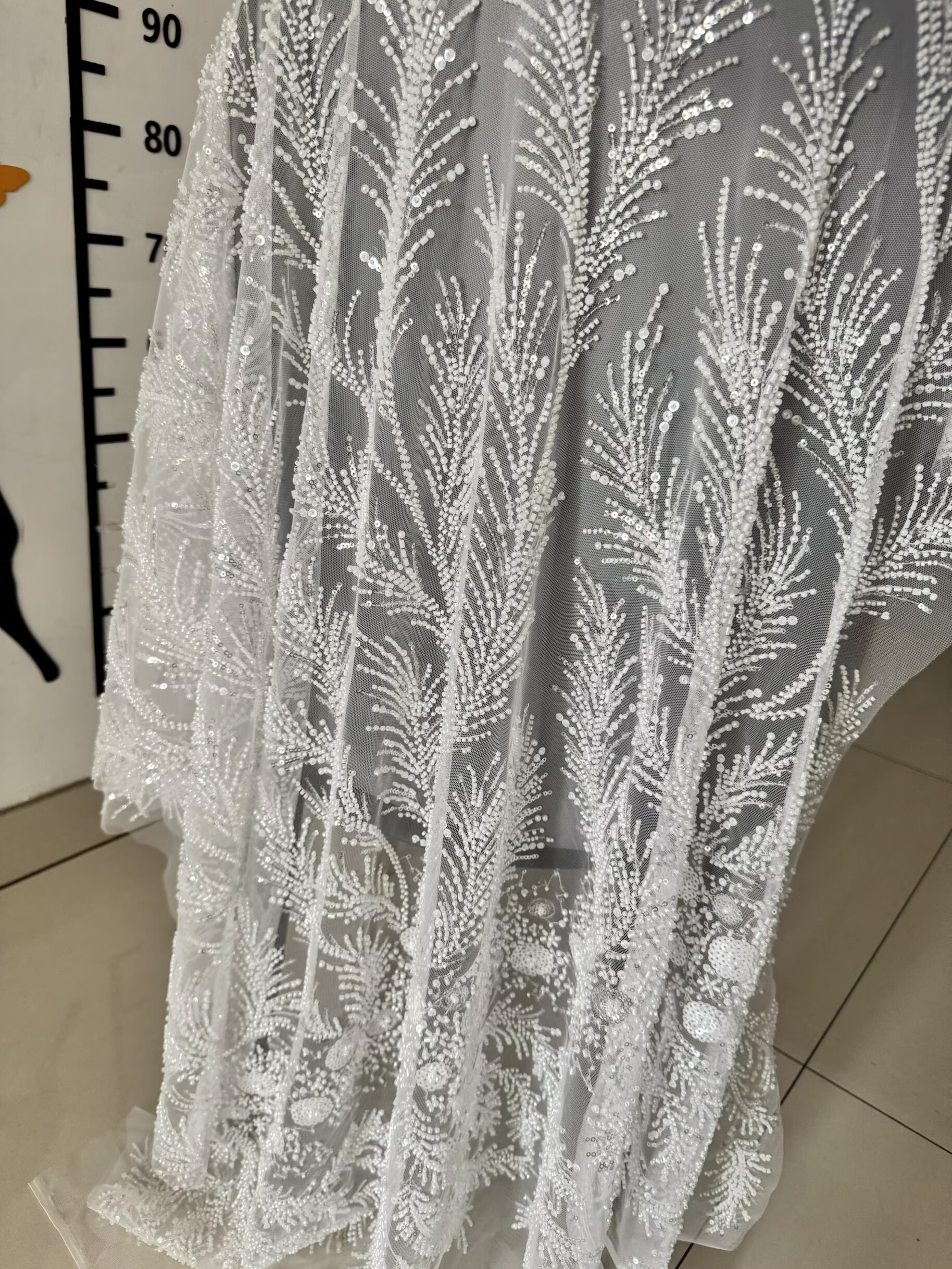 White Beaded Pearl Crystal Seq – Crystal Mesh Fabric recenzja i cena